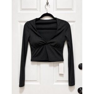 Musera Sport Womens Long Sleeve V-Neck Crop Top Black Athletic Size M NWT
